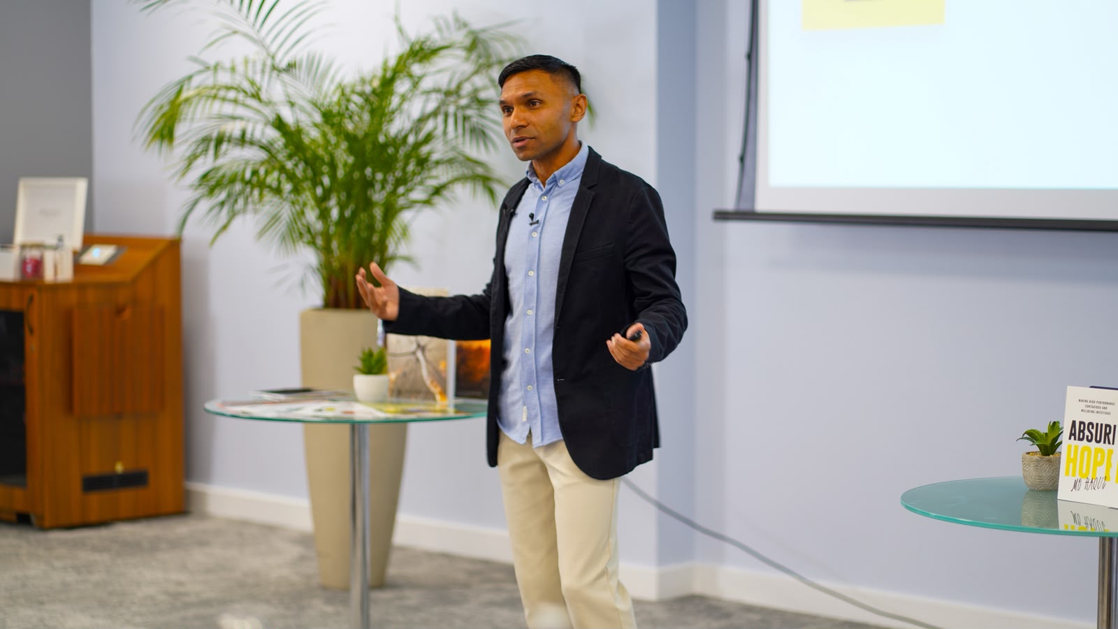 Mo Haque delivering a keynote